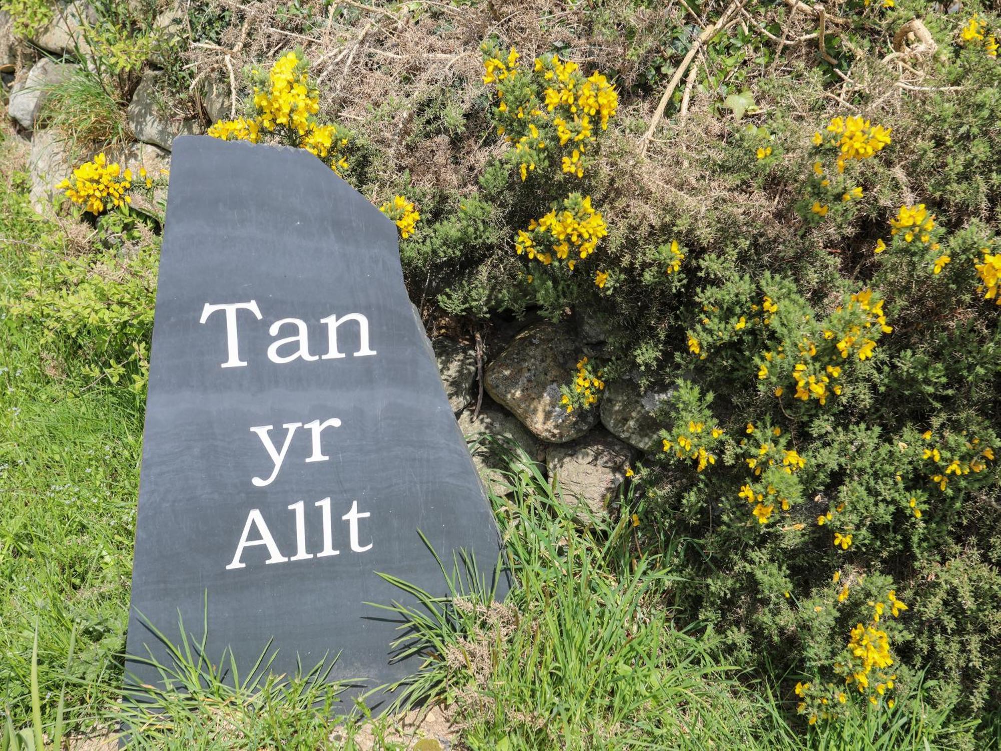 Tan Yr Allt Пулхели Экстерьер фото